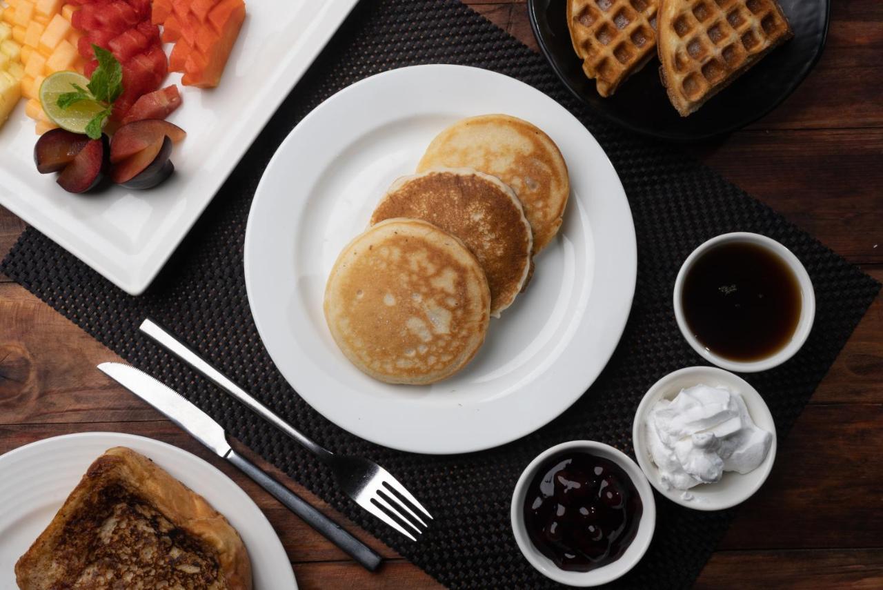 Bengaluru Marriott Hotel Whitefield Экстерьер фото
