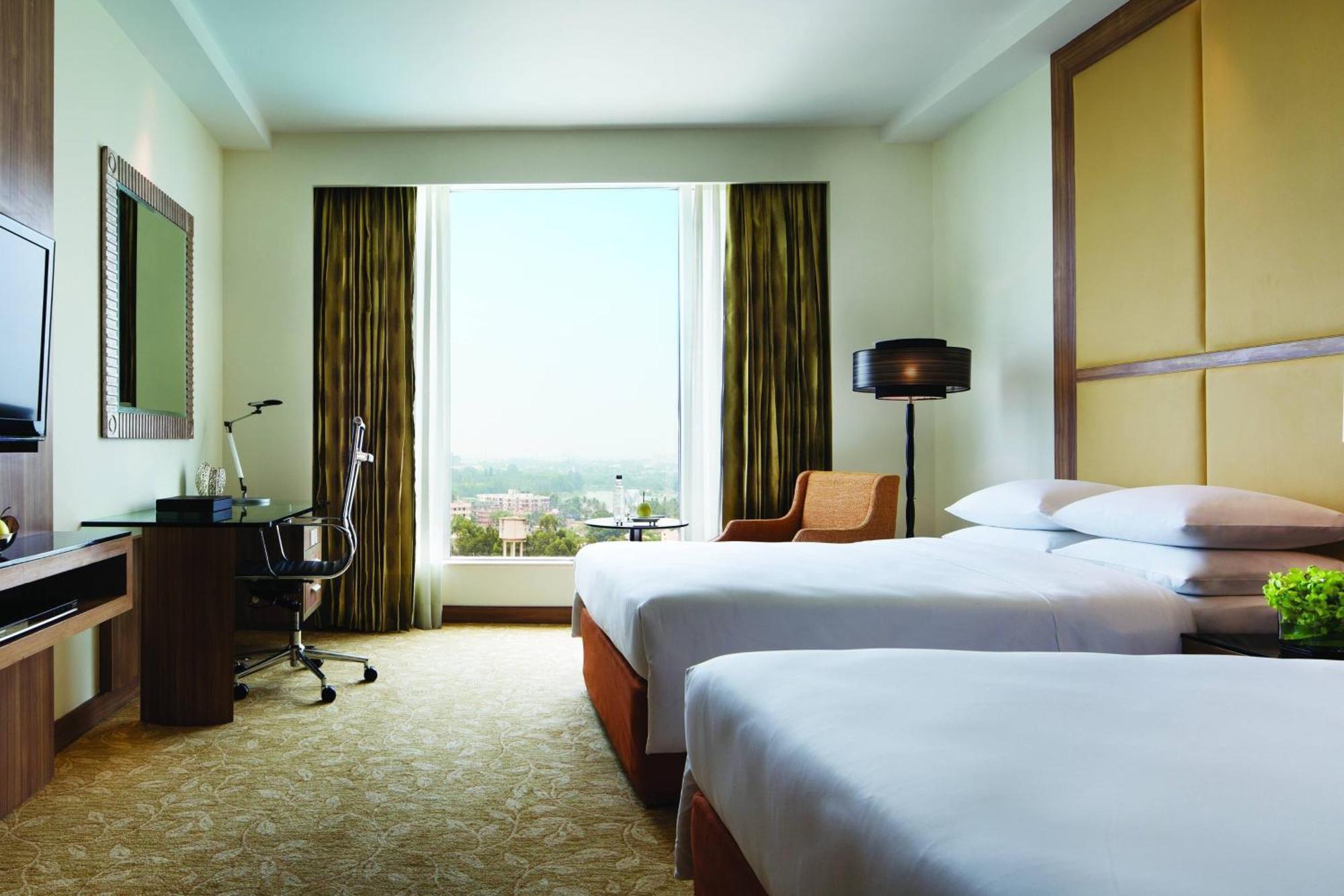 Bengaluru Marriott Hotel Whitefield Экстерьер фото