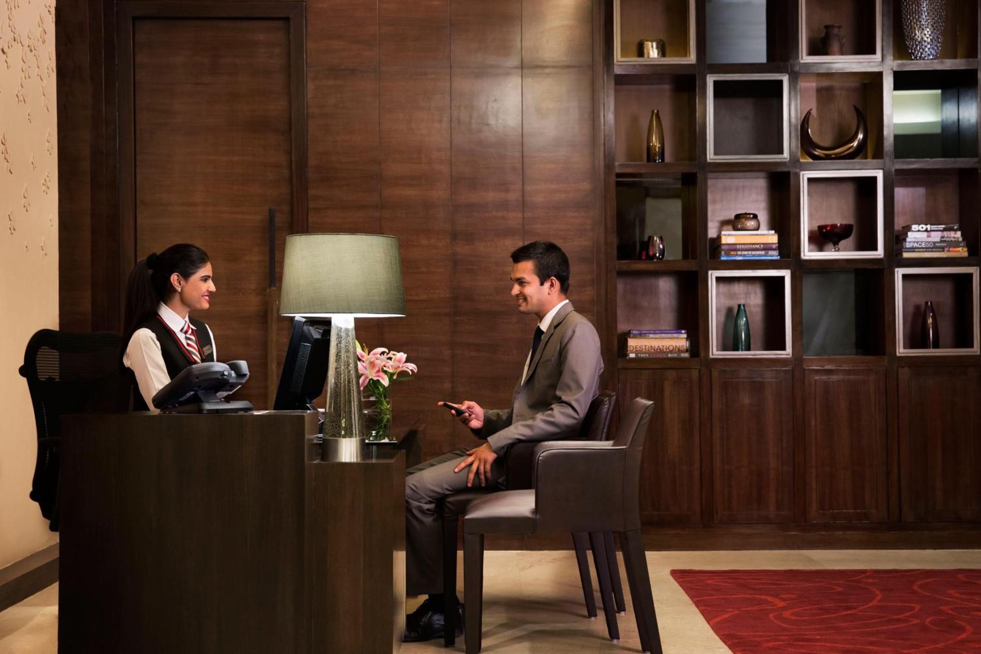 Bengaluru Marriott Hotel Whitefield Экстерьер фото