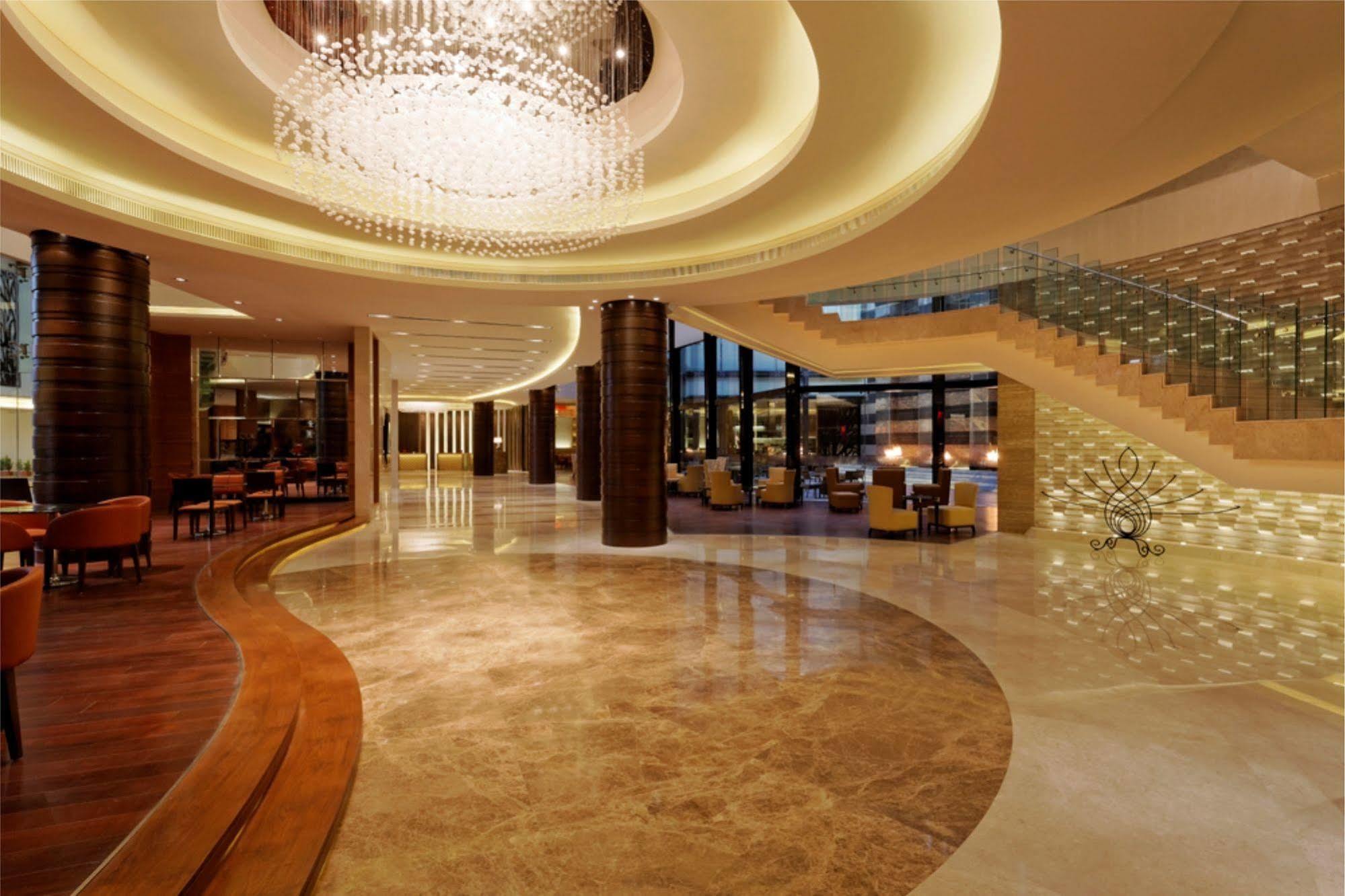Bengaluru Marriott Hotel Whitefield Экстерьер фото