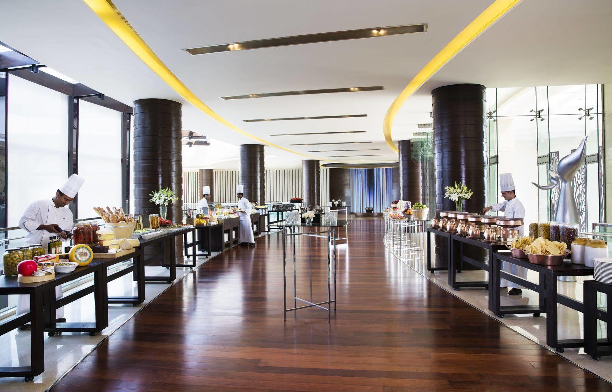 Bengaluru Marriott Hotel Whitefield Экстерьер фото